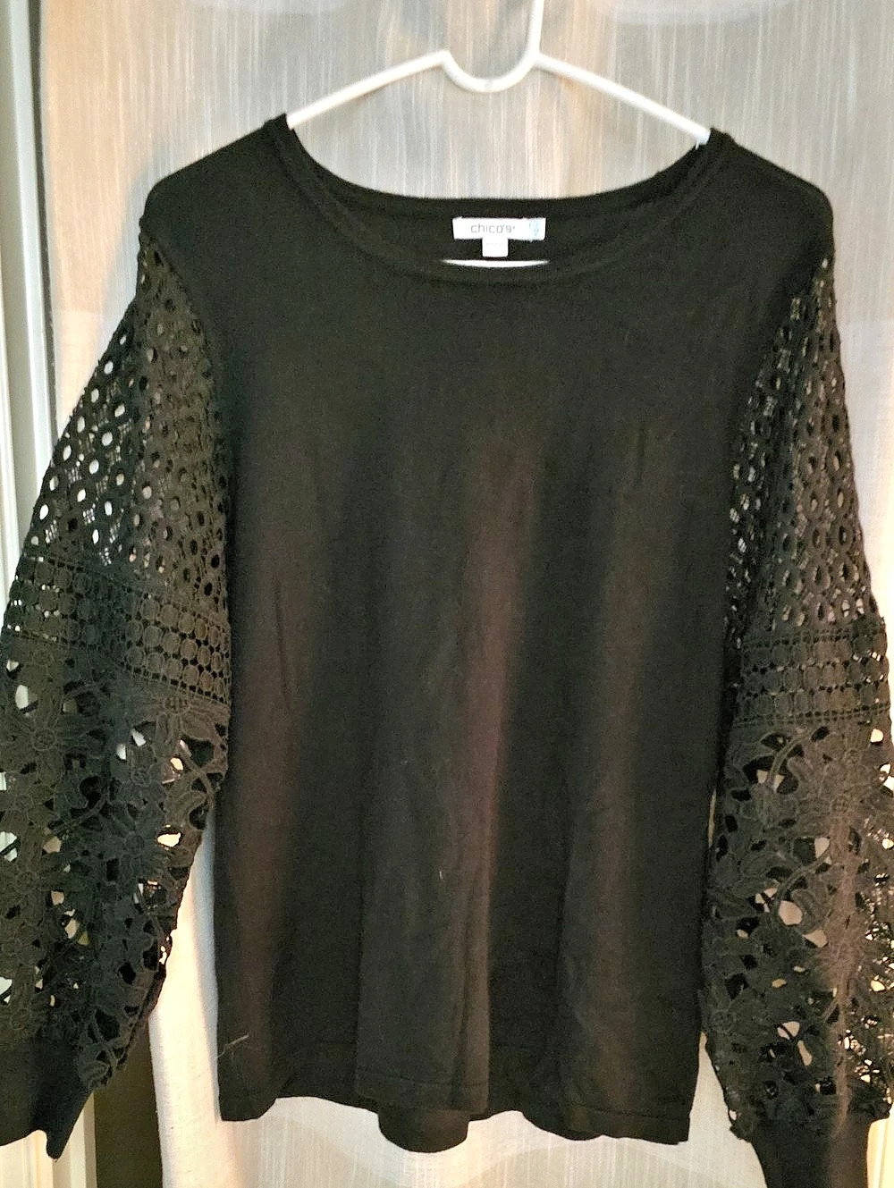 chico's Pointelle Crochet-Lace Sleeve Pullover Black Lace Sleeve Top Size Medium